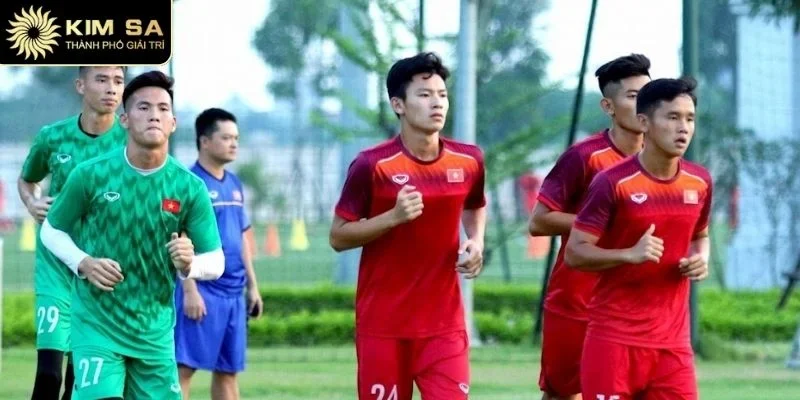 U19 Việt Nam Kimsa - Bước Tiến Của Bóng Đá Quốc Gia 2025 2 Hành trình chinh phục thành công đầy thách thức và cam go